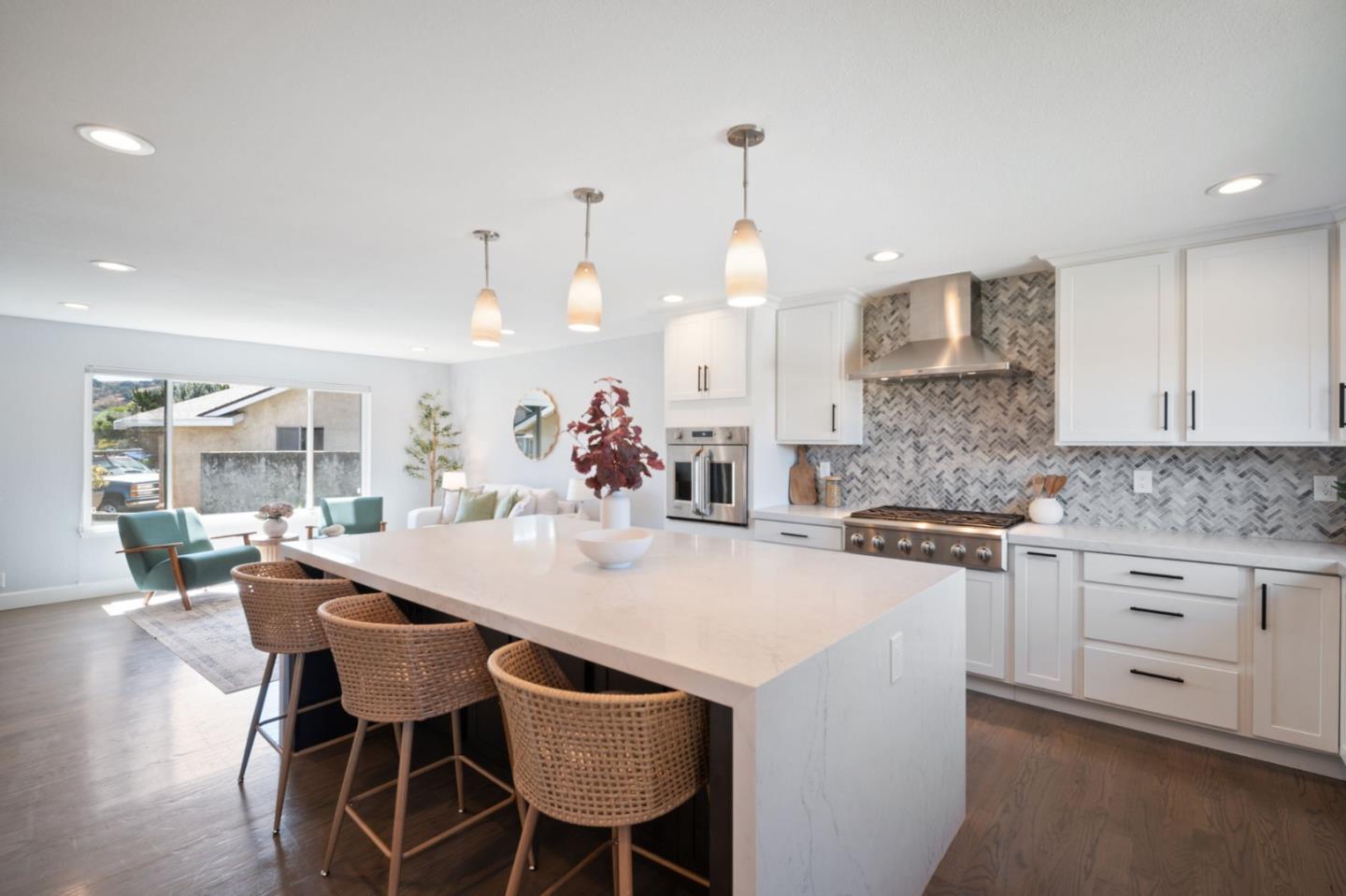 201 Bahia Court