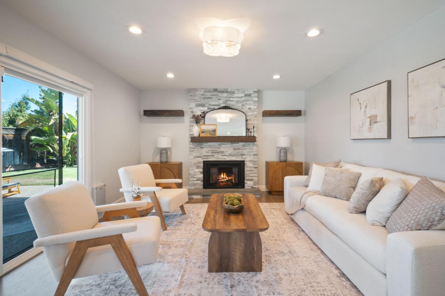 201 Bahia Court