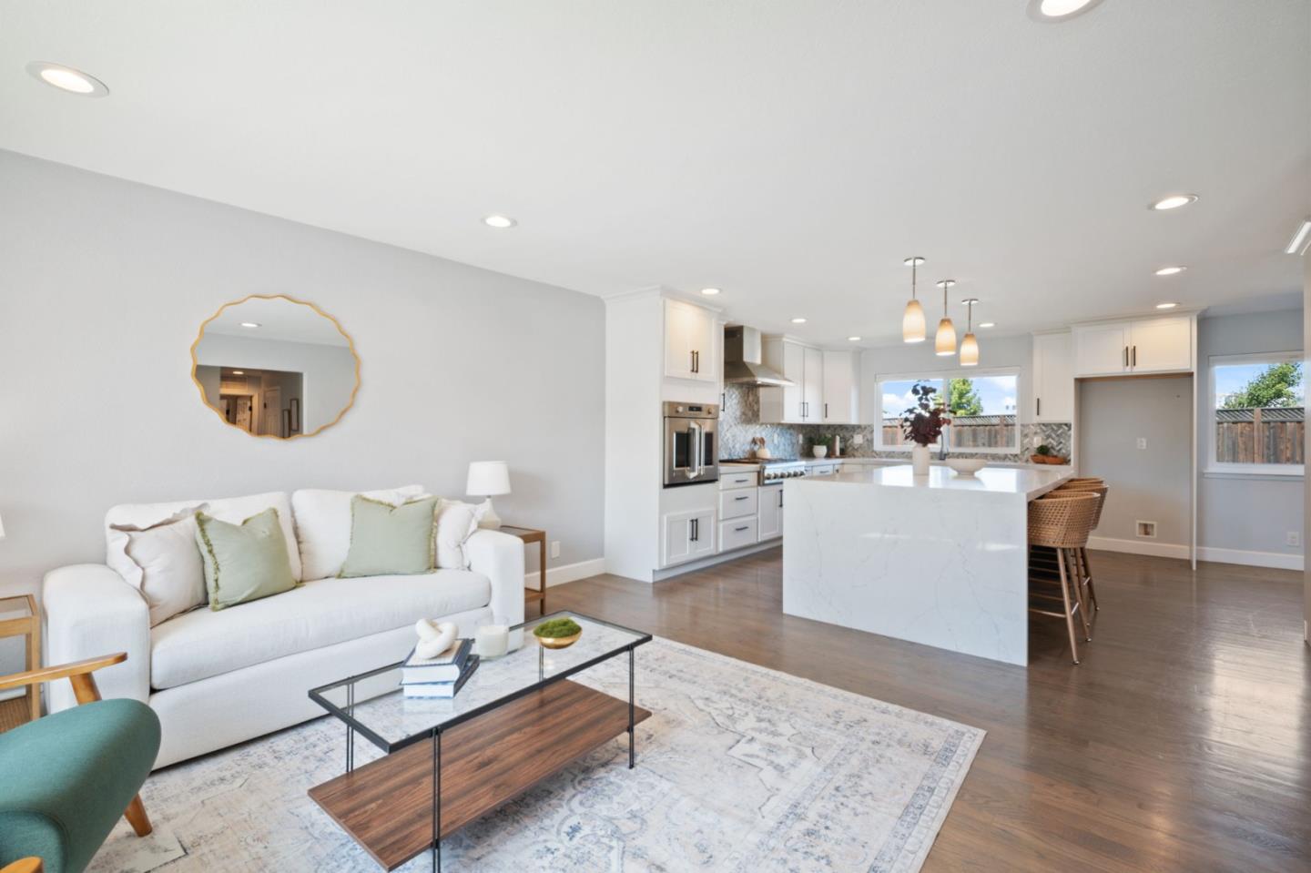 201 Bahia Court