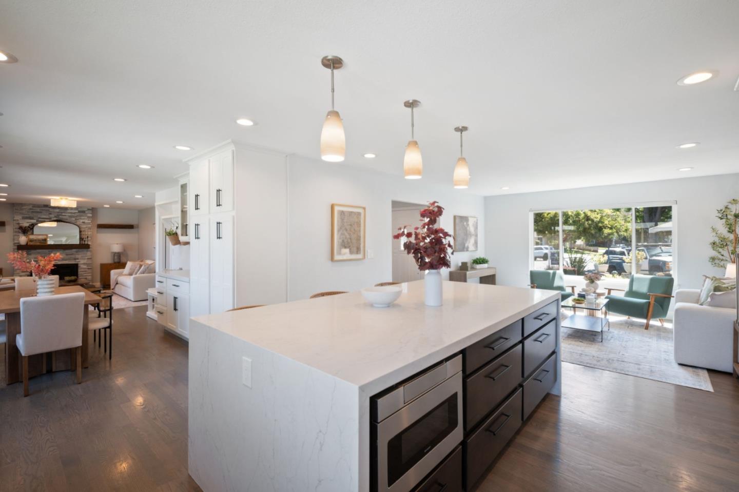201 Bahia Court