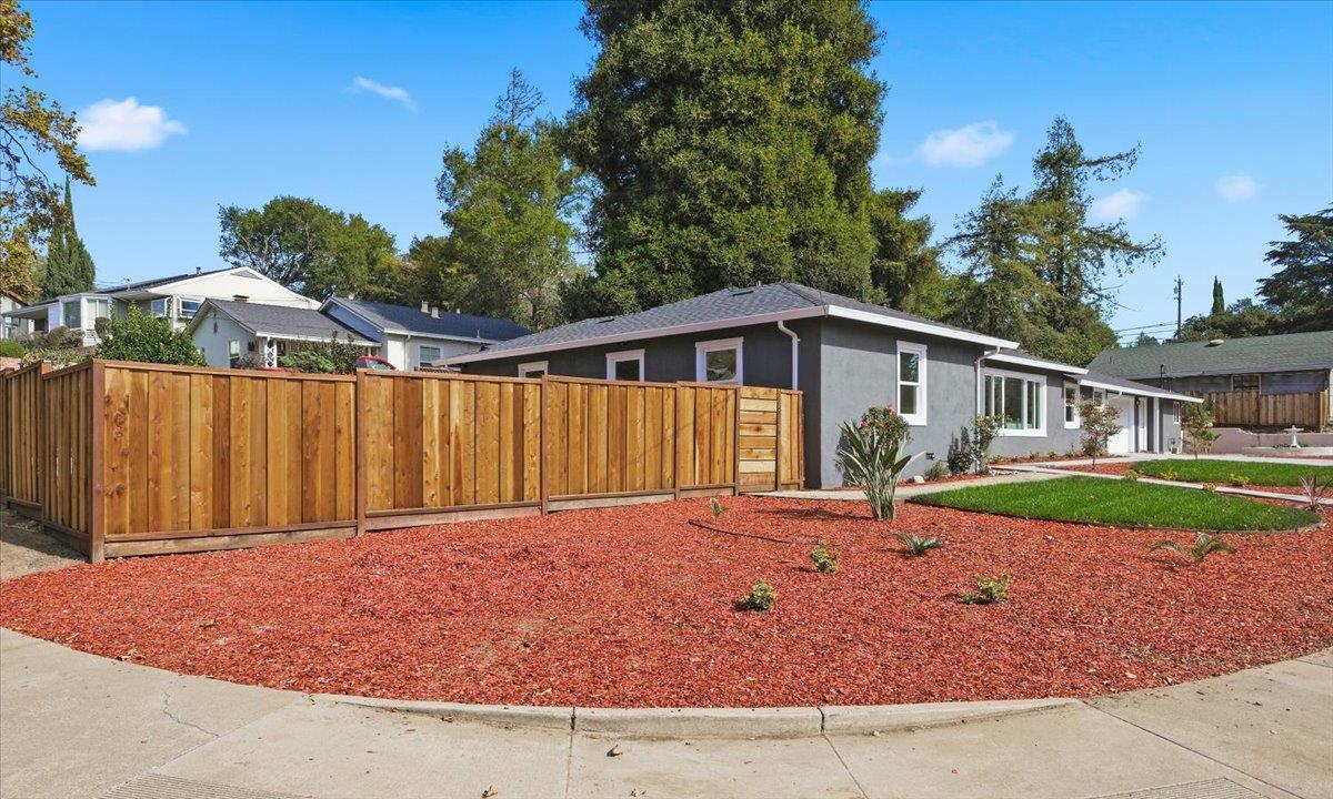 40 Valley View Avenue