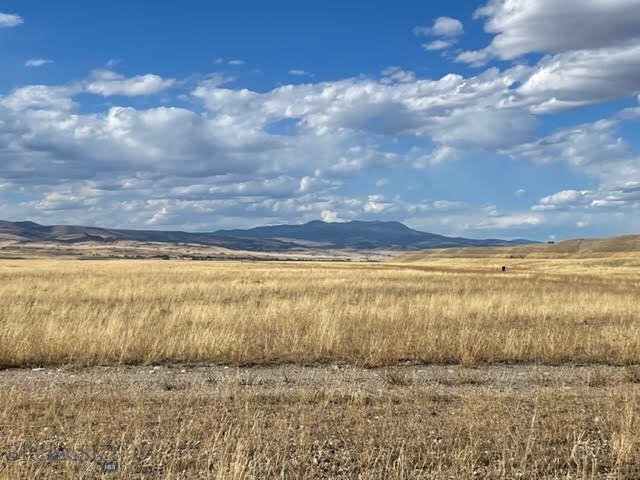 Lot 74 Sphinx Mountain Subdivision