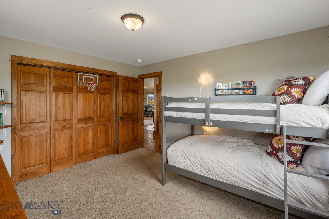 255 Pelican Lane