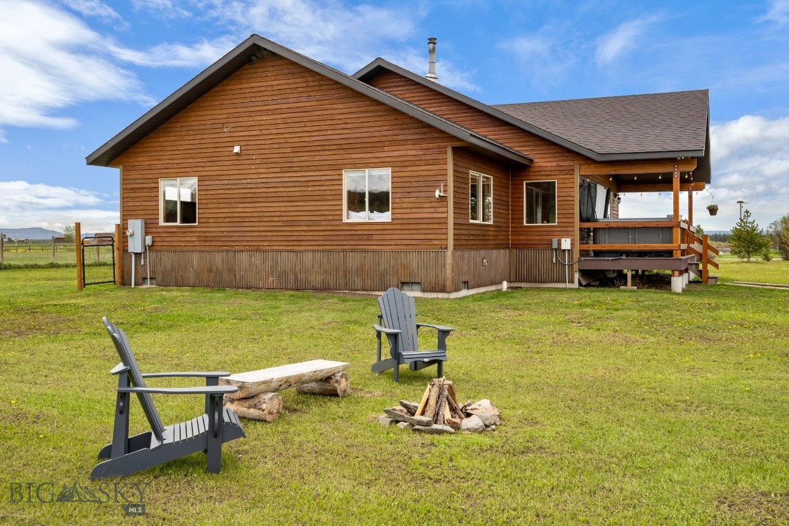 255 Pelican Lane