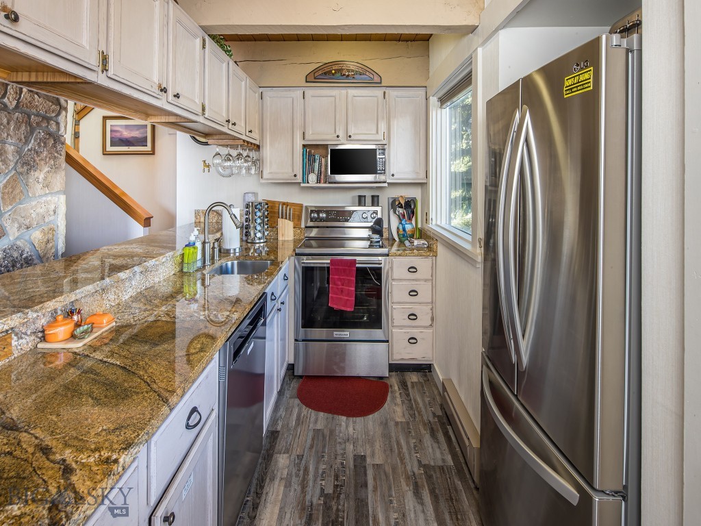 2225 Black Otter Road Unit: 5