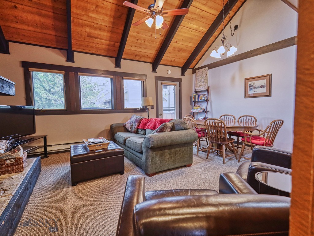 2575 Curley Bear Unit: 142