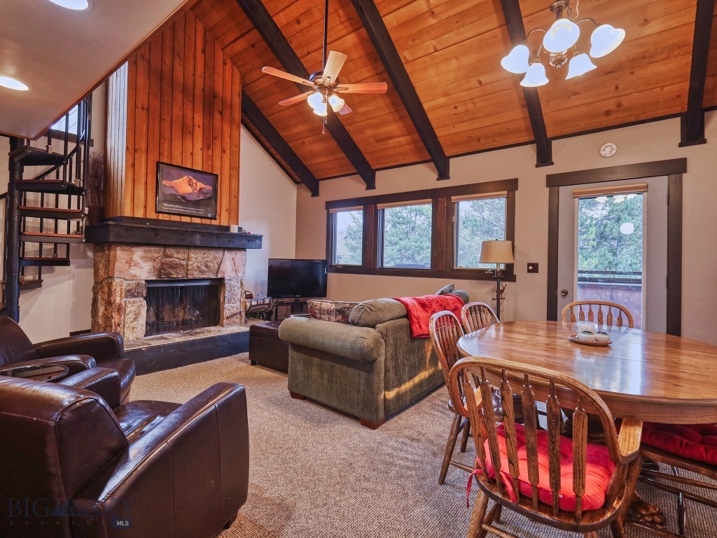 2575 Curley Bear Unit: 142
