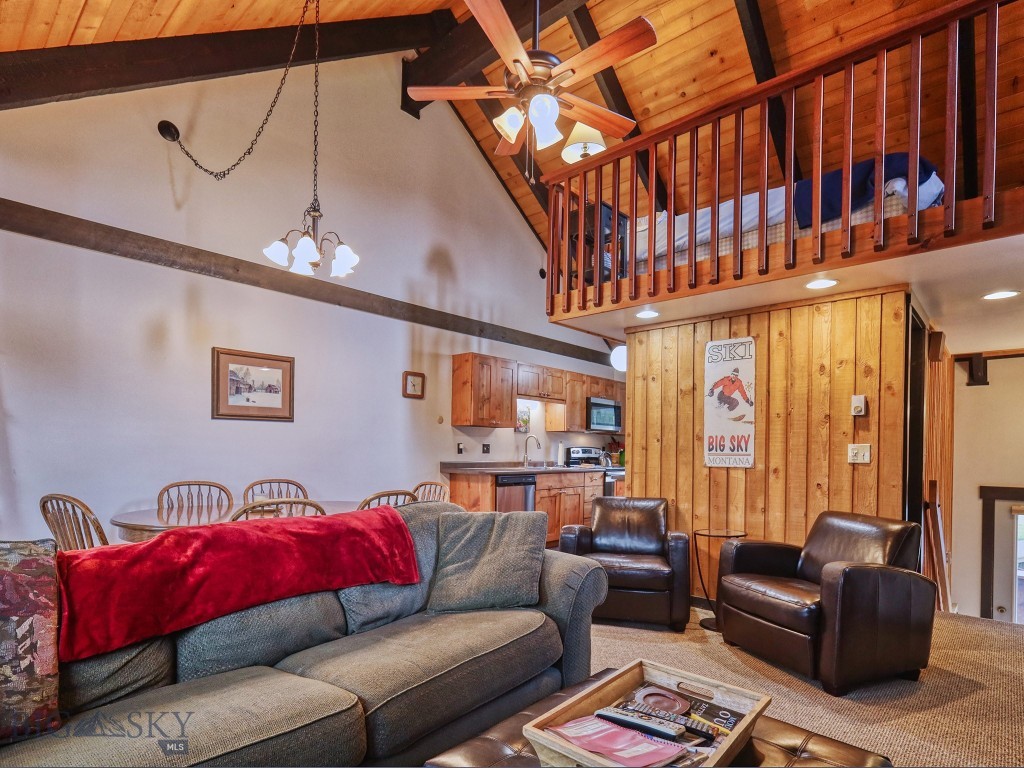 2575 Curley Bear Unit: 142