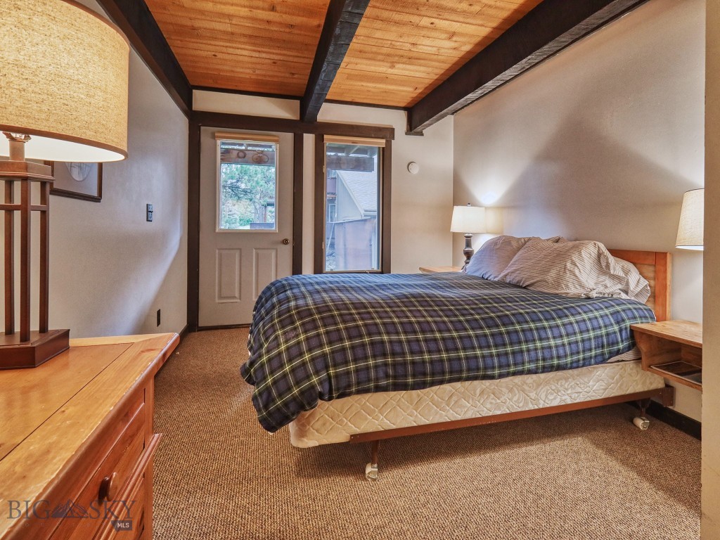 2575 Curley Bear Unit: 142