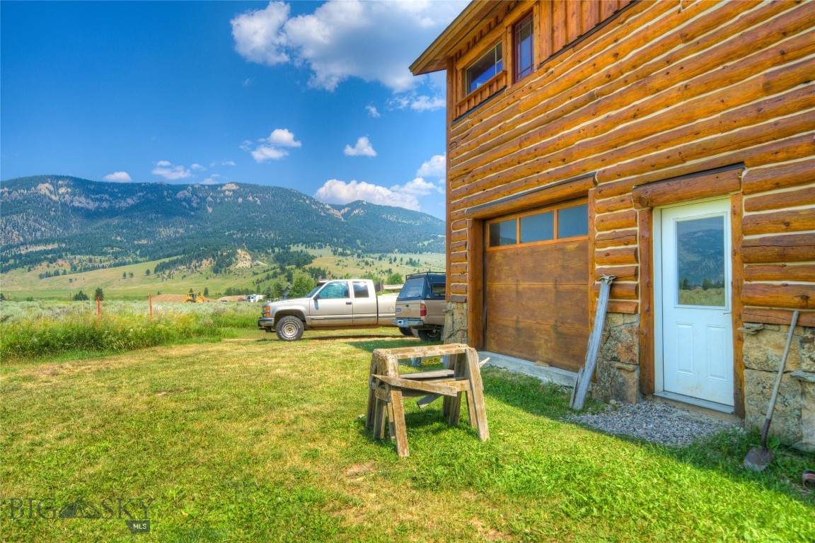 135 Twin Antler Drive