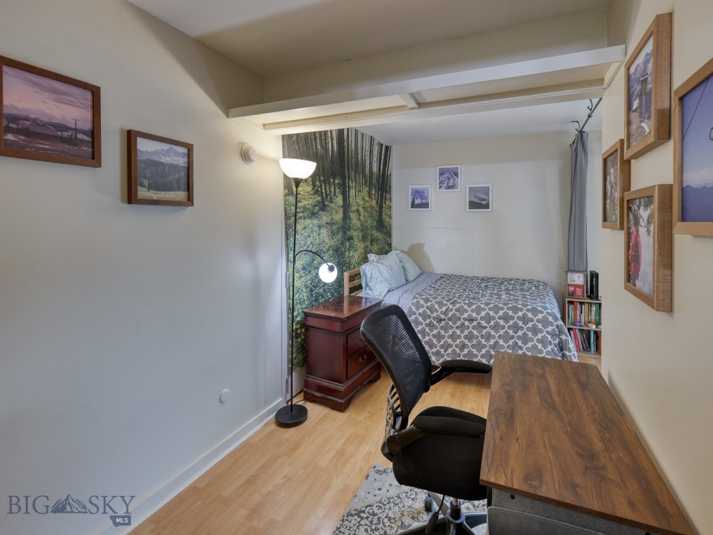 21 Sitting Bull 1220