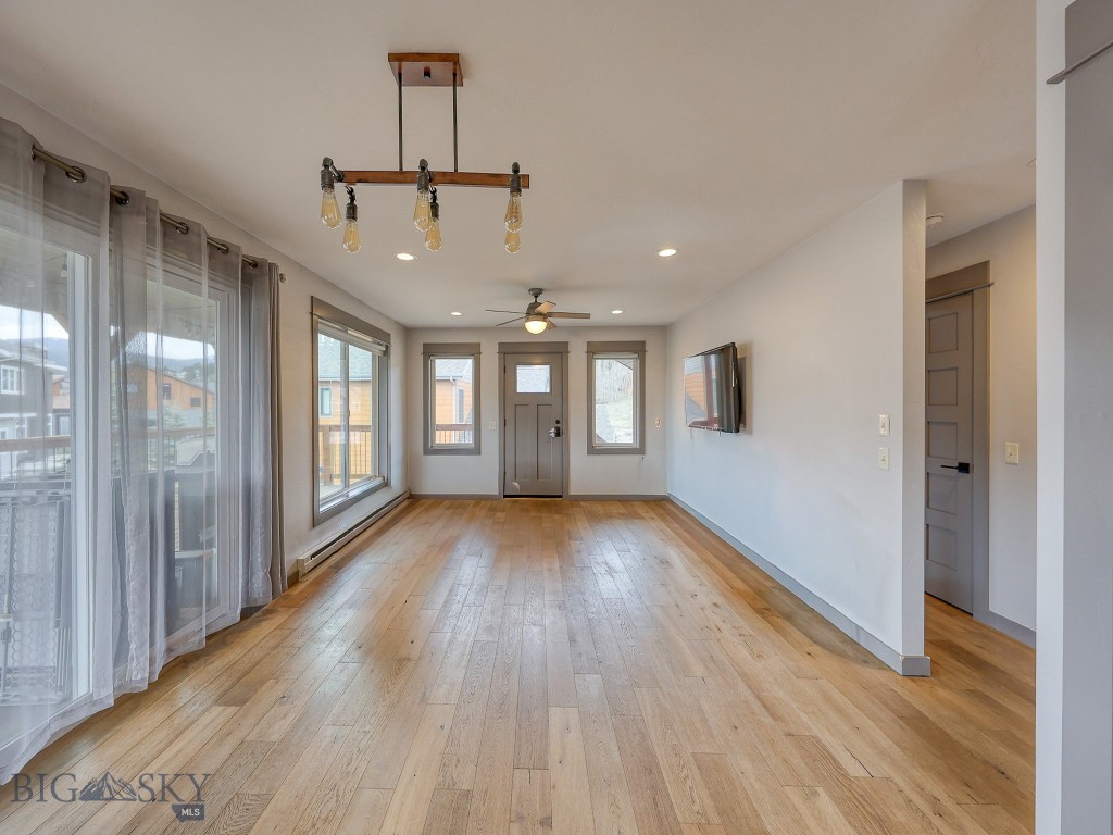 313 Spruce Cone