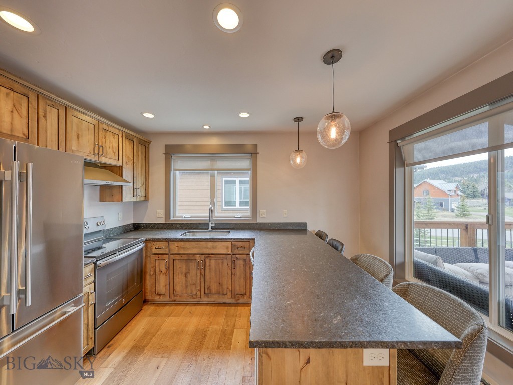313 Spruce Cone