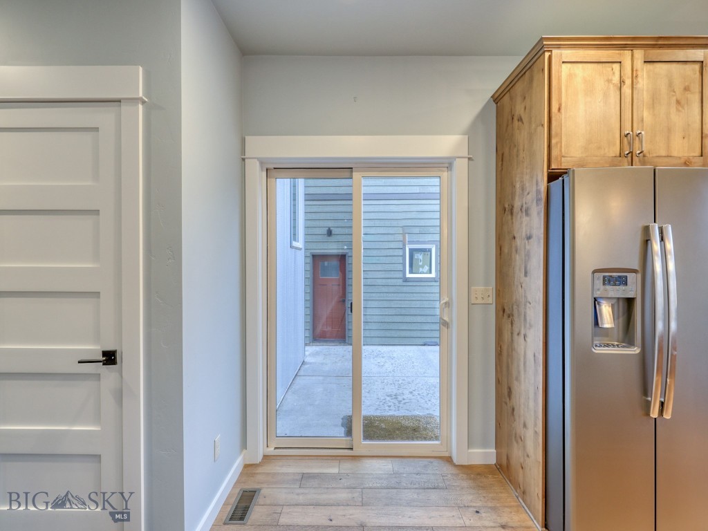 313 Spruce Cone