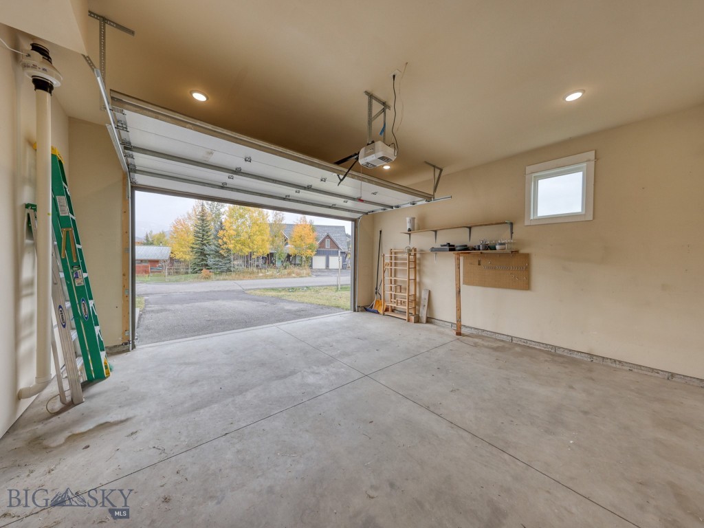 313 Spruce Cone