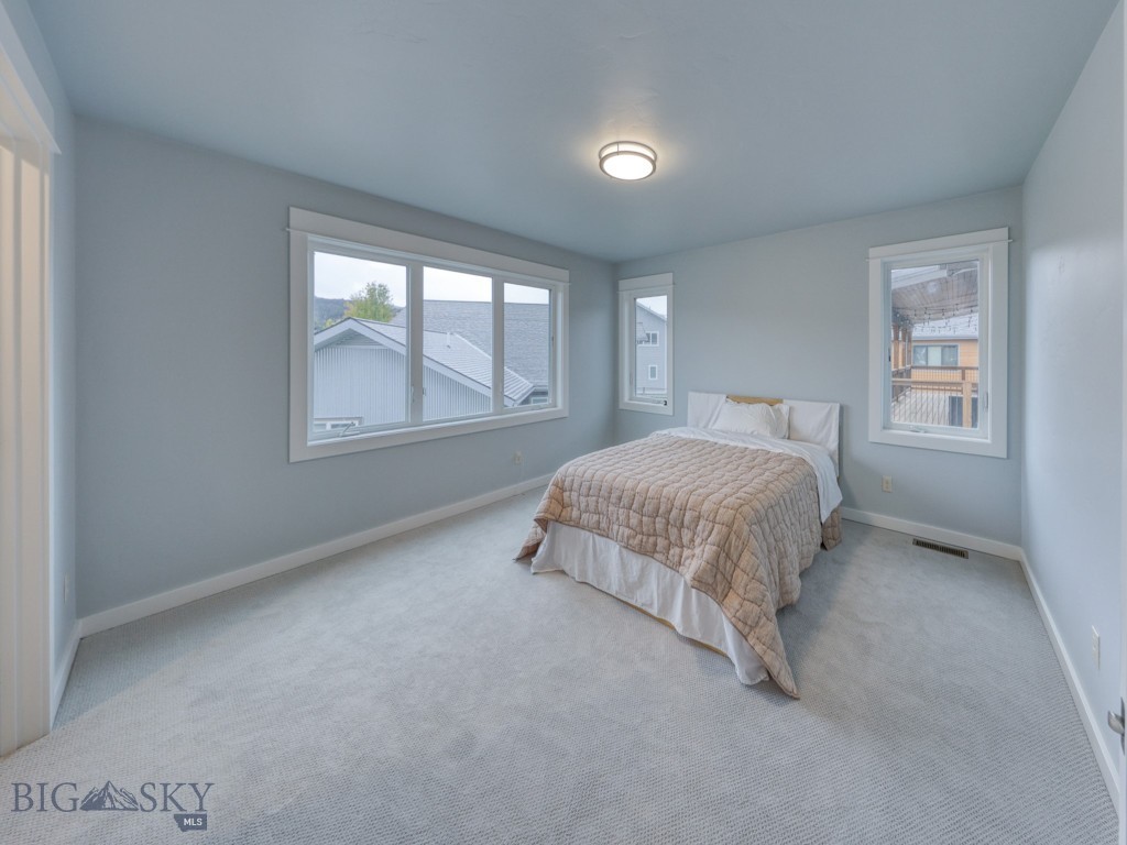 313 Spruce Cone