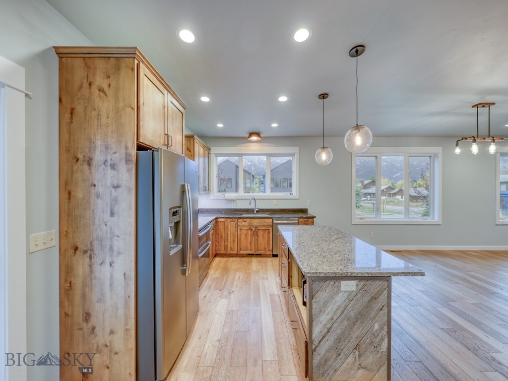 313 Spruce Cone