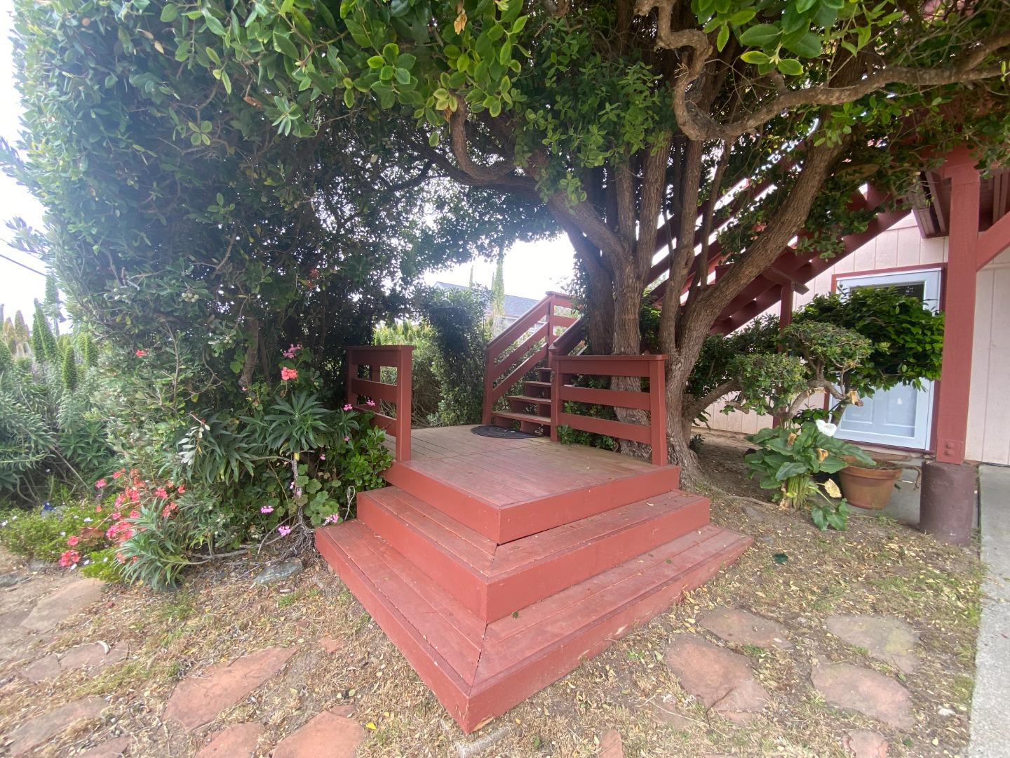 847 San Ramon Ave