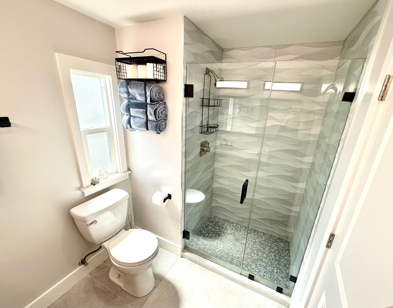 8 Lighthouse Rd Unit: 8