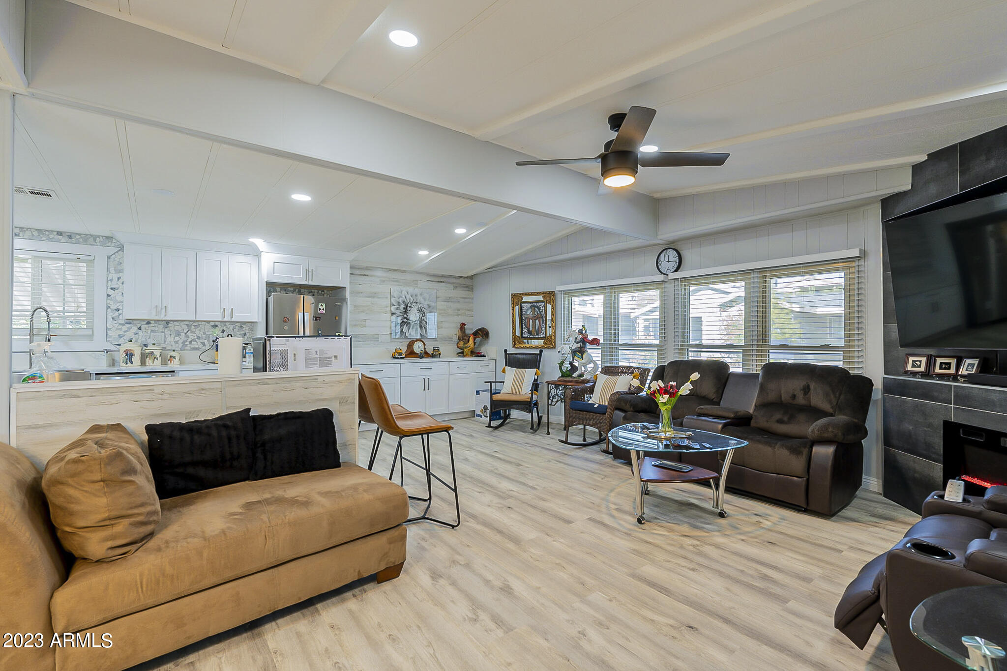 1621 E Villa Rita Drive