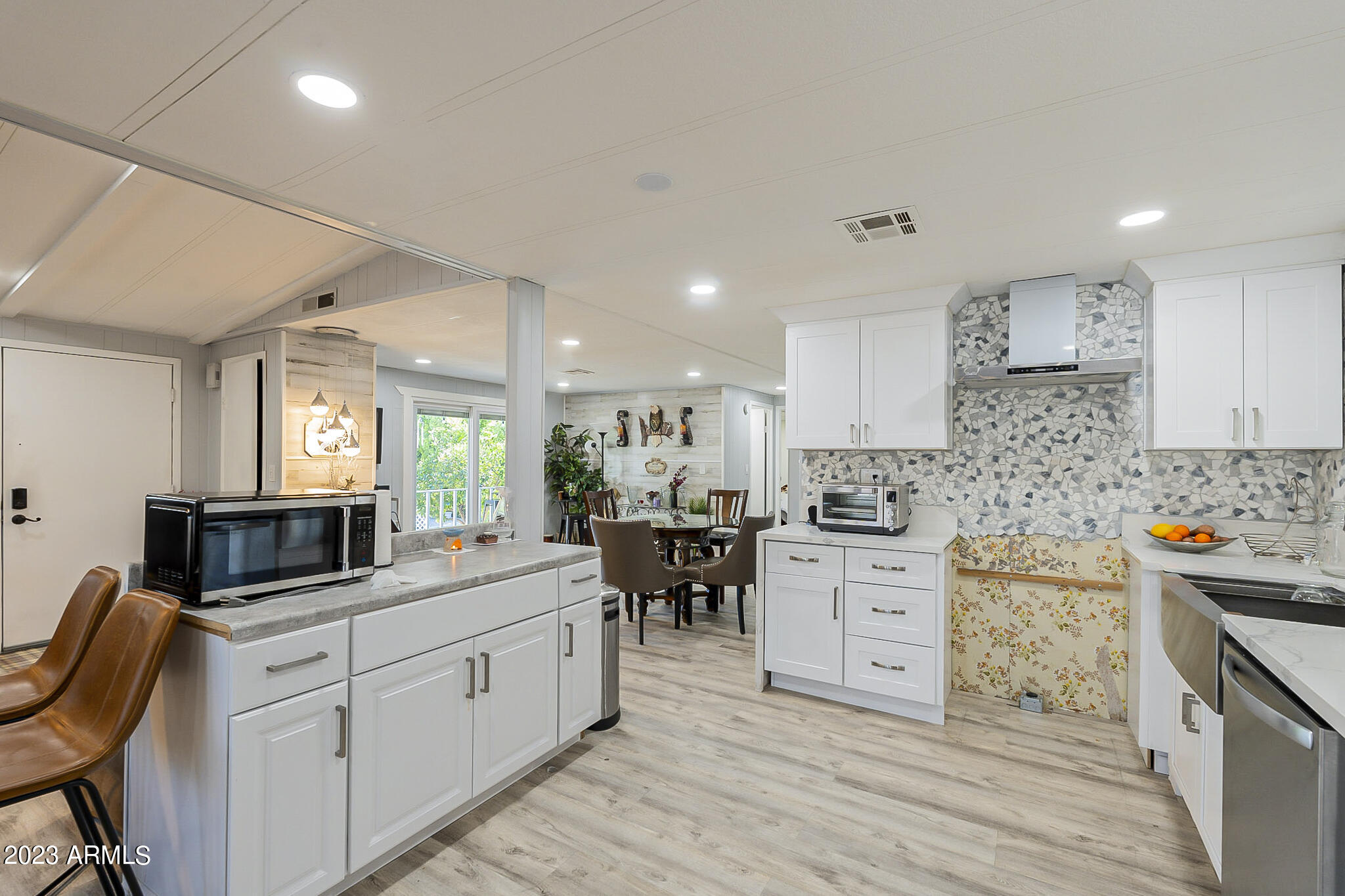 1621 E Villa Rita Drive