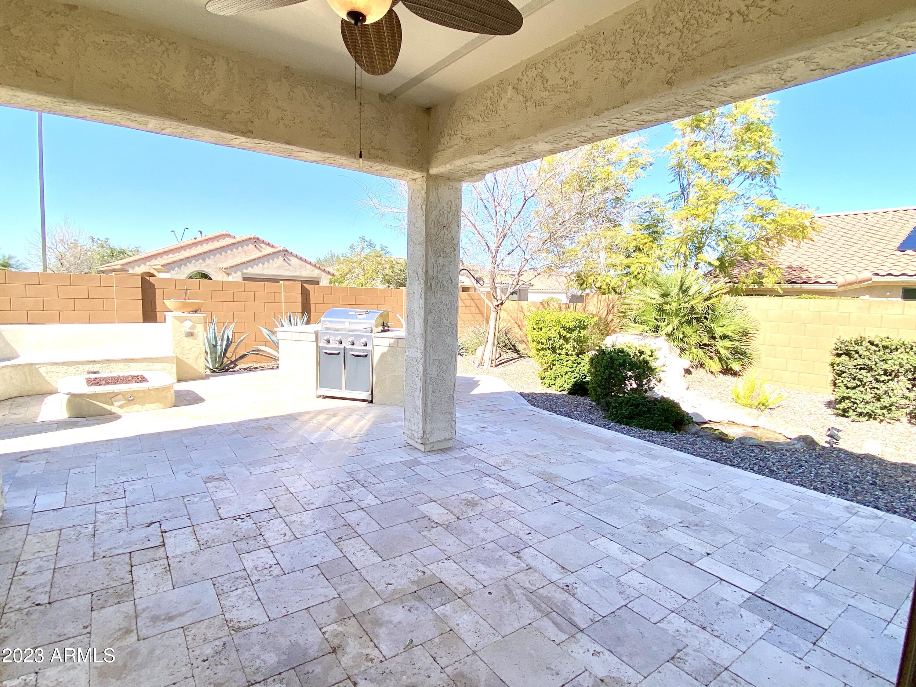 27098 W SEQUOIA Drive