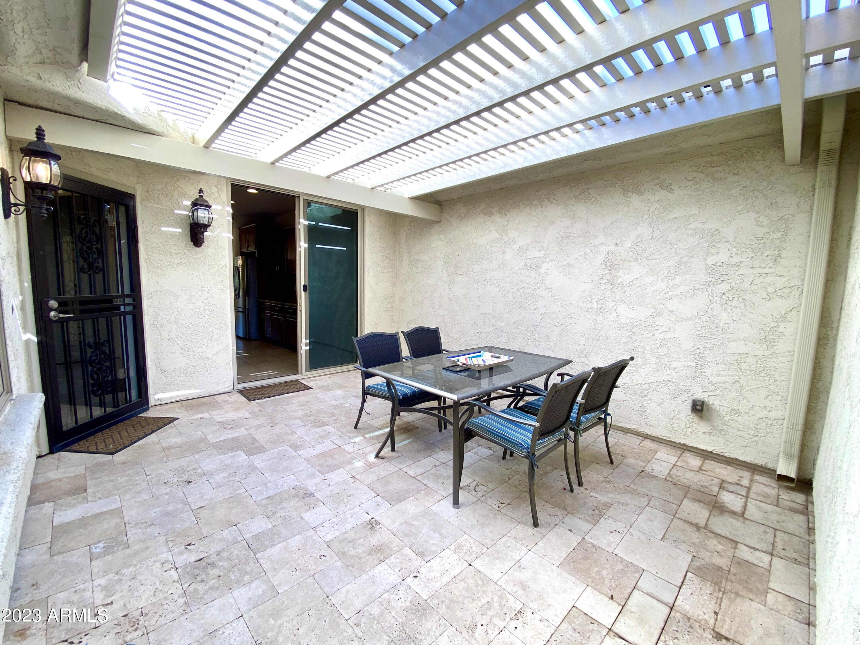 27098 W SEQUOIA Drive