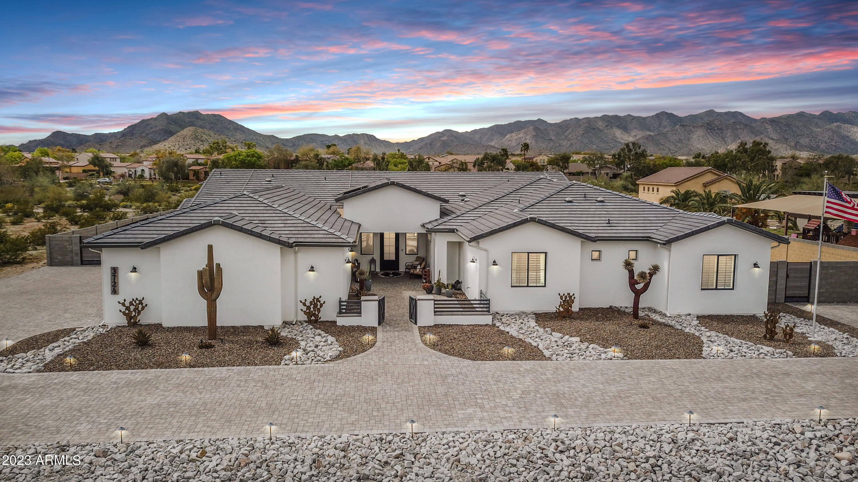 3724 N 202ND Drive