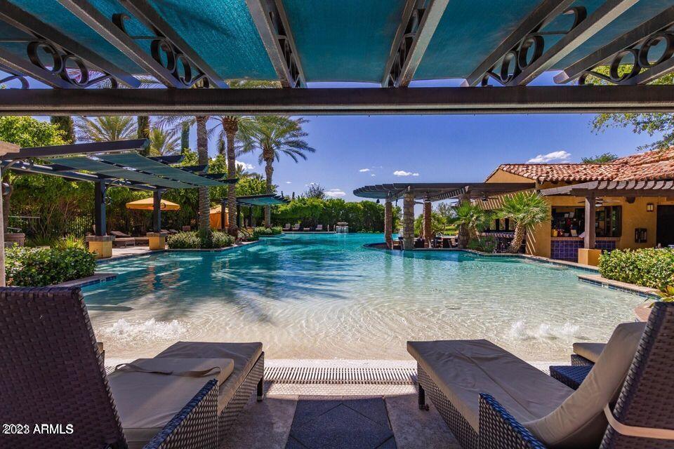 678 E COBBLE STONE Drive