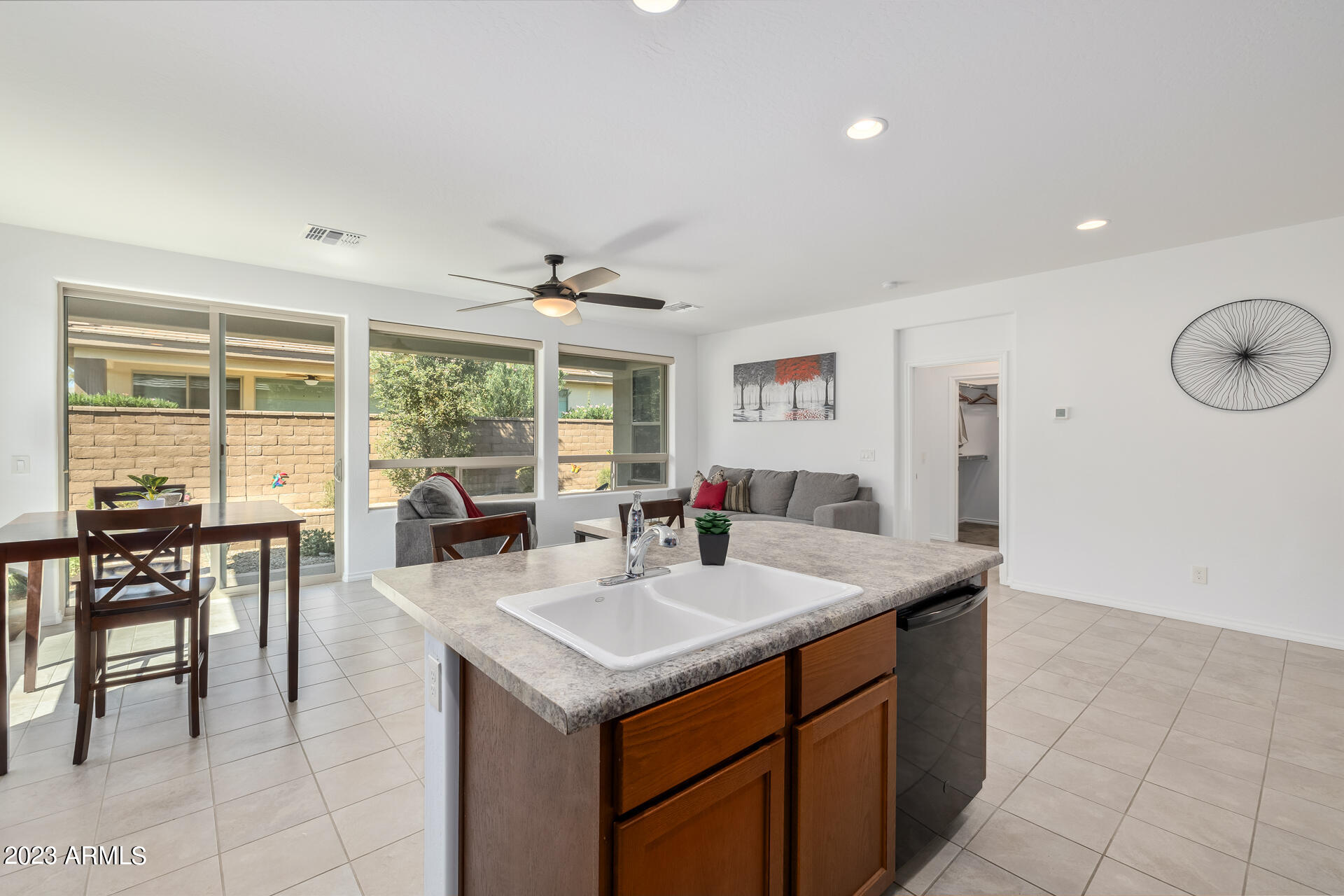 678 E COBBLE STONE Drive
