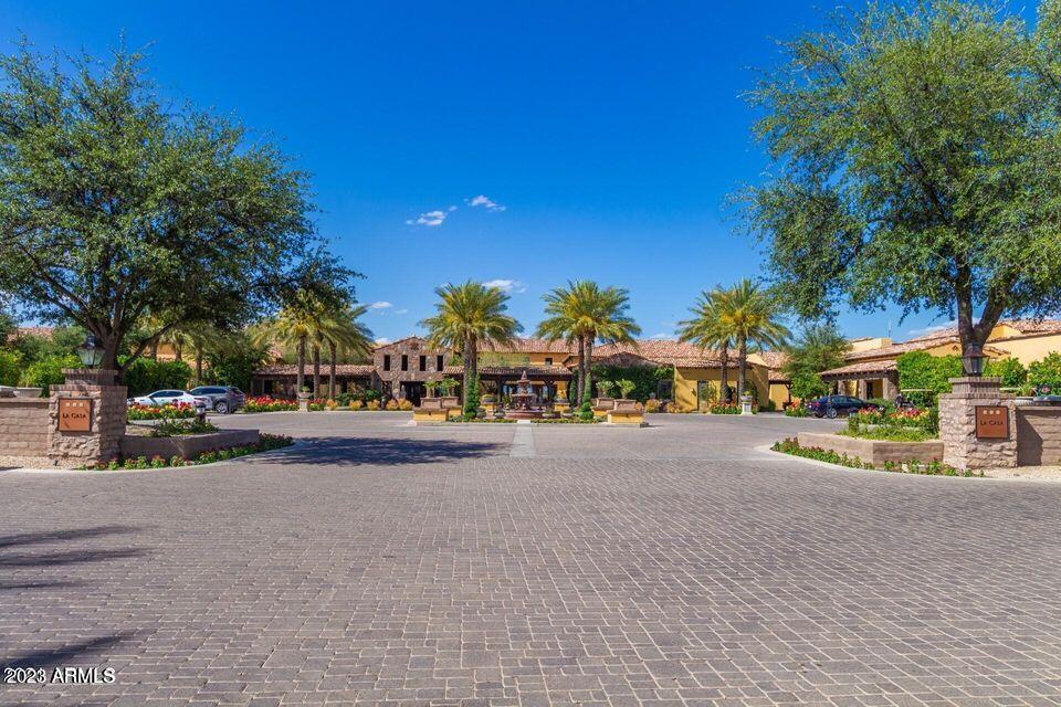 678 E COBBLE STONE Drive
