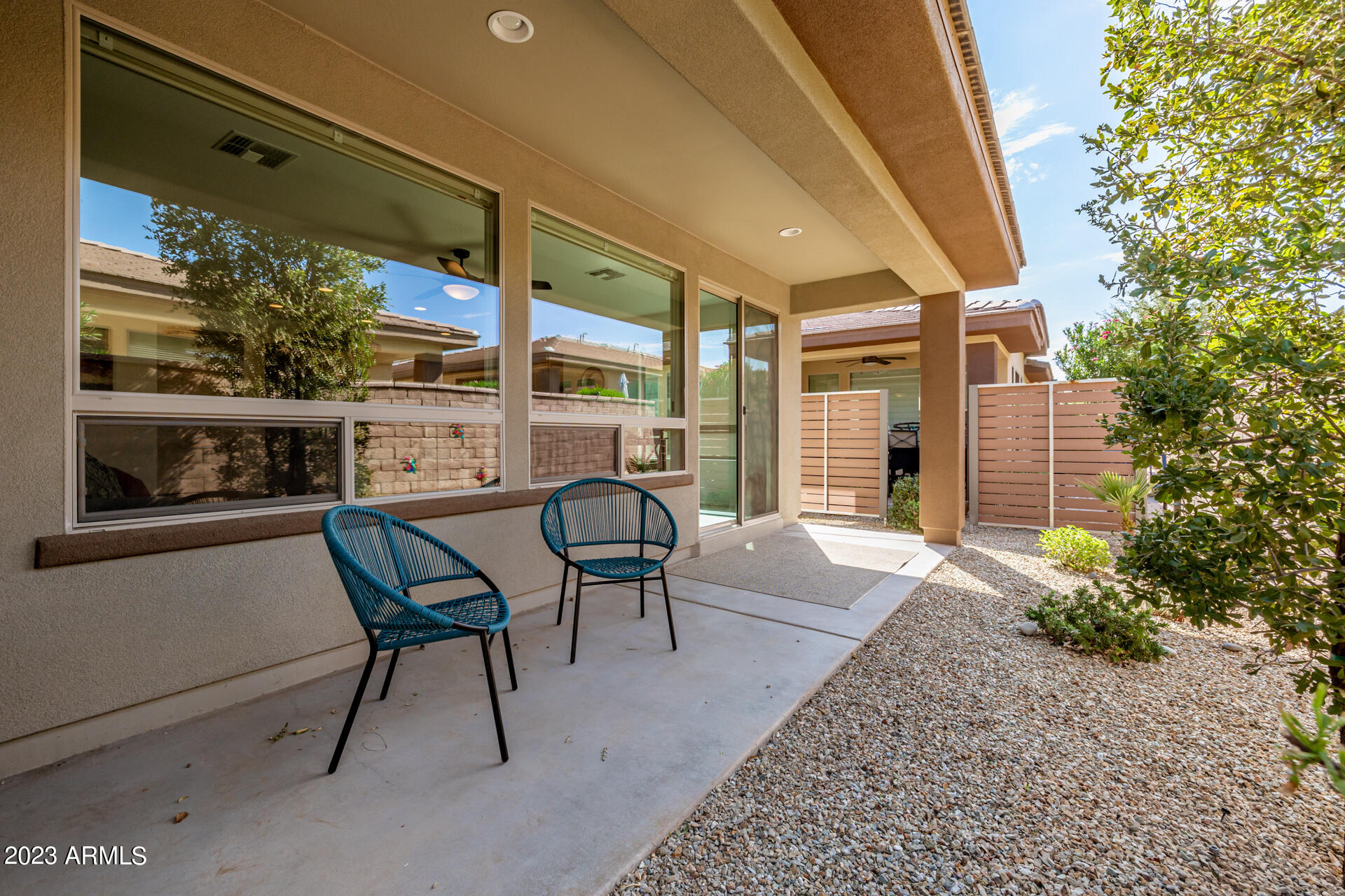 678 E COBBLE STONE Drive