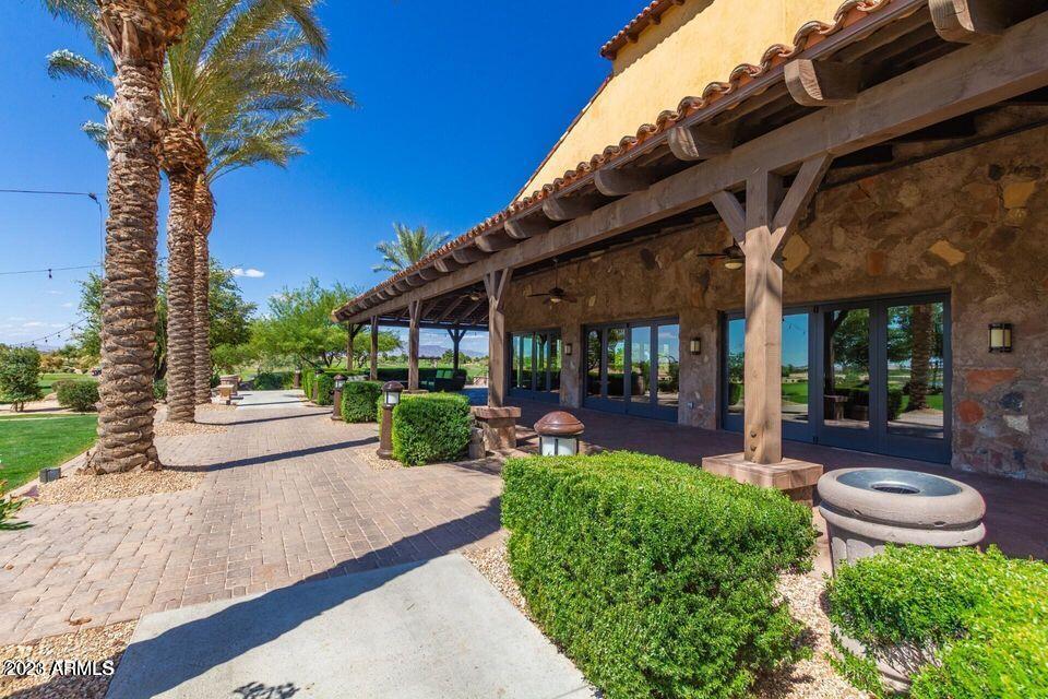 678 E COBBLE STONE Drive