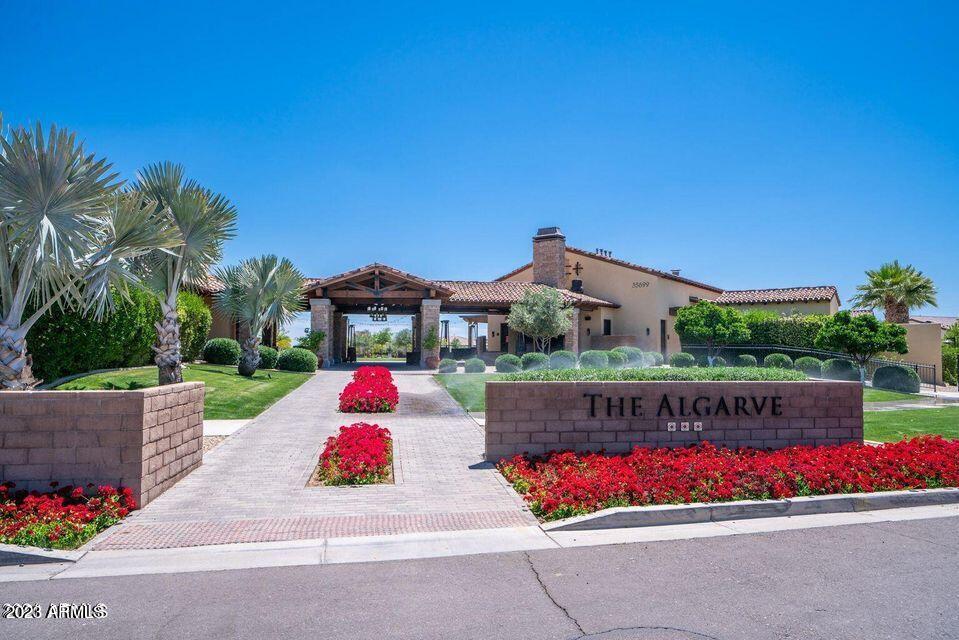 678 E COBBLE STONE Drive