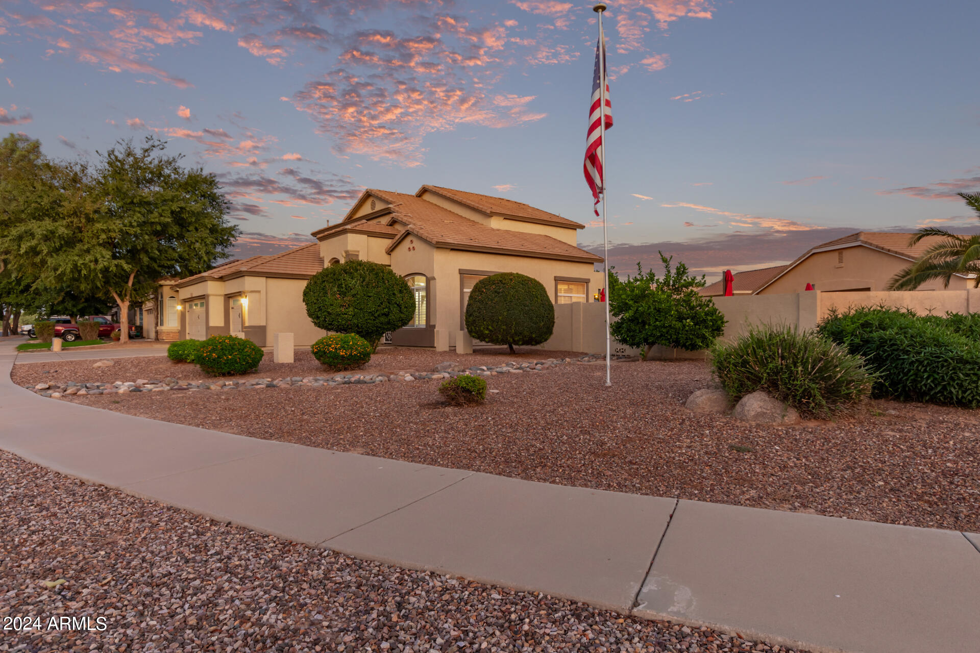 20925 E Via Del Oro