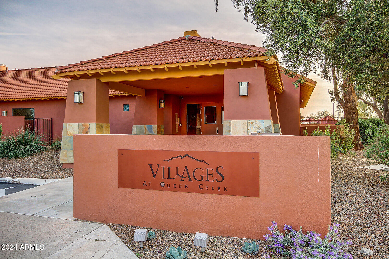 20925 E Via Del Oro