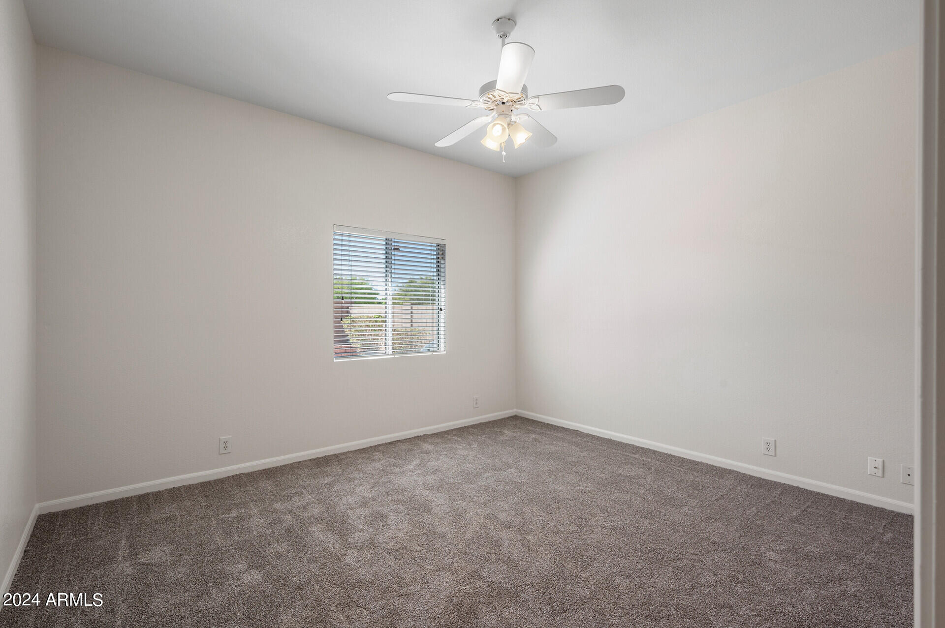 7647 W BETTY ELYSE Lane