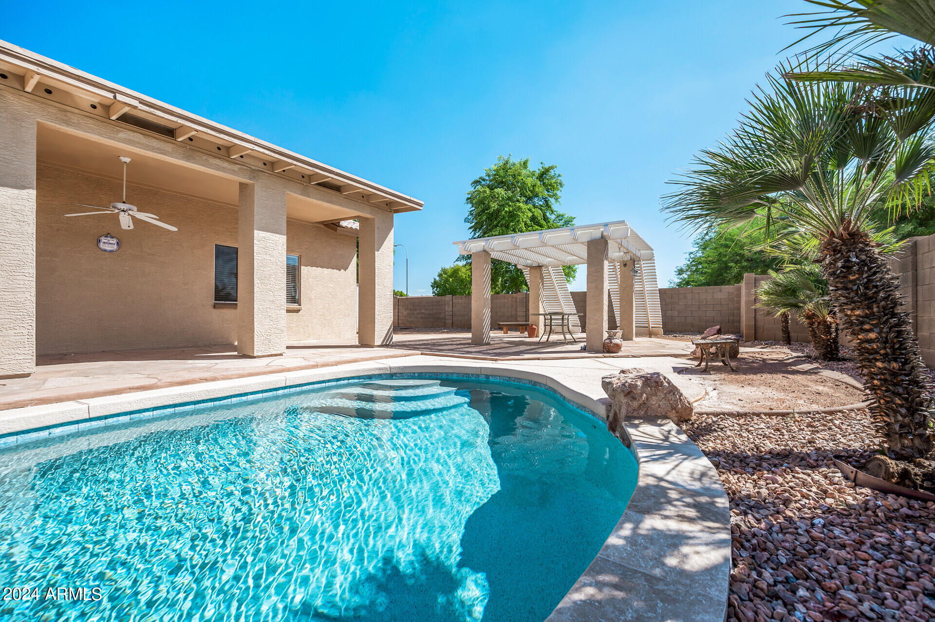 7647 W BETTY ELYSE Lane
