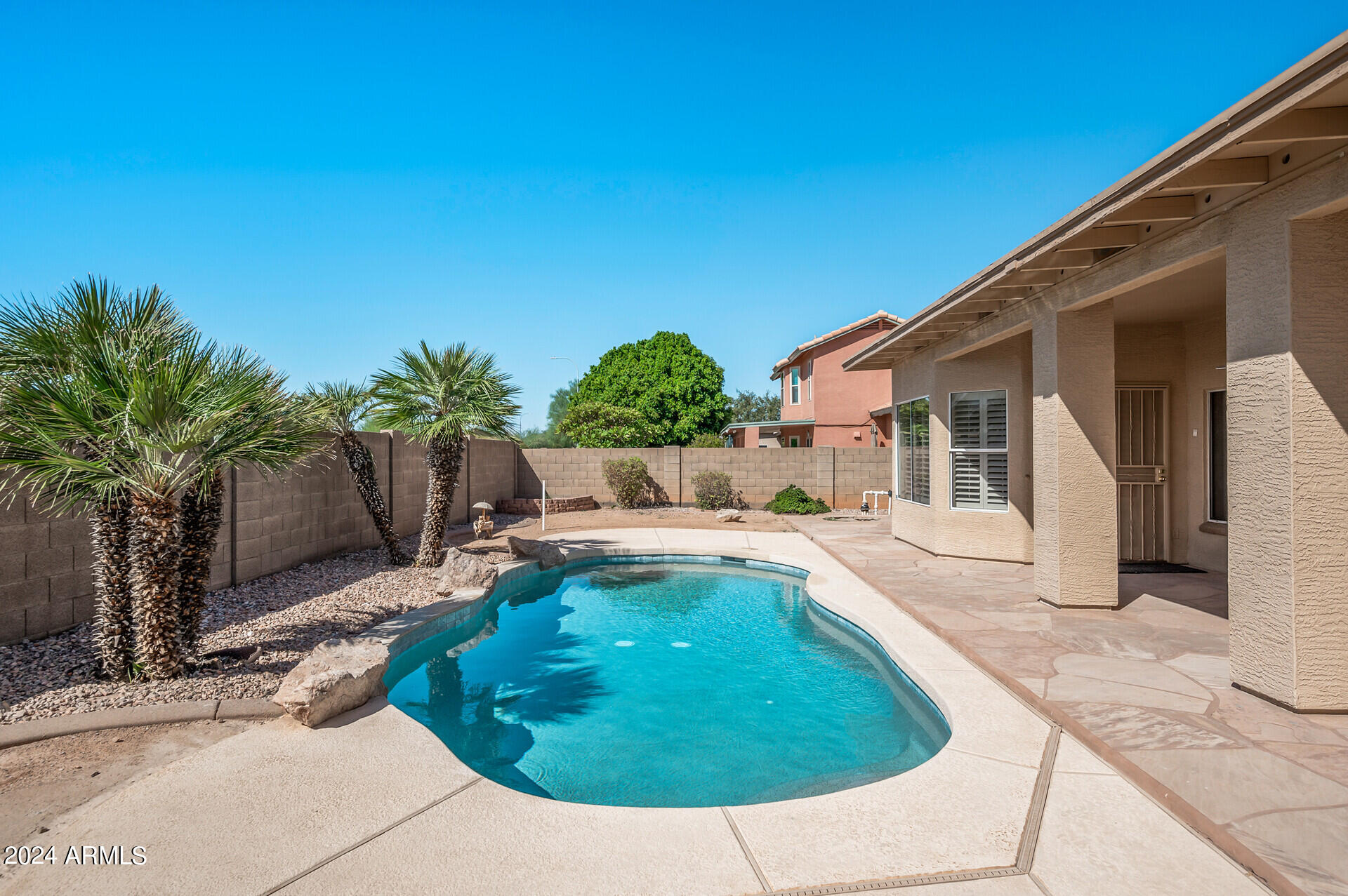 7647 W BETTY ELYSE Lane