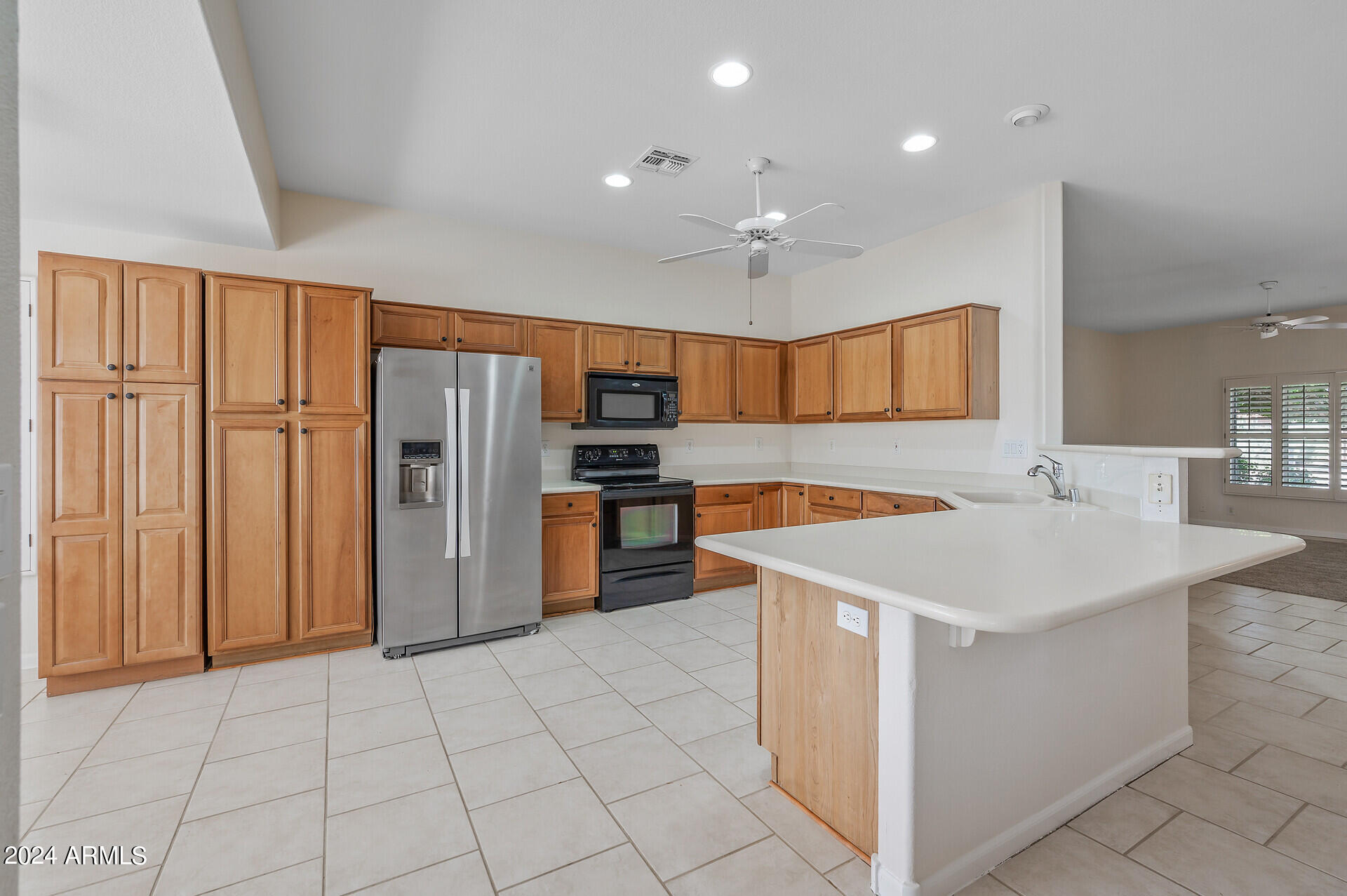 7647 W BETTY ELYSE Lane