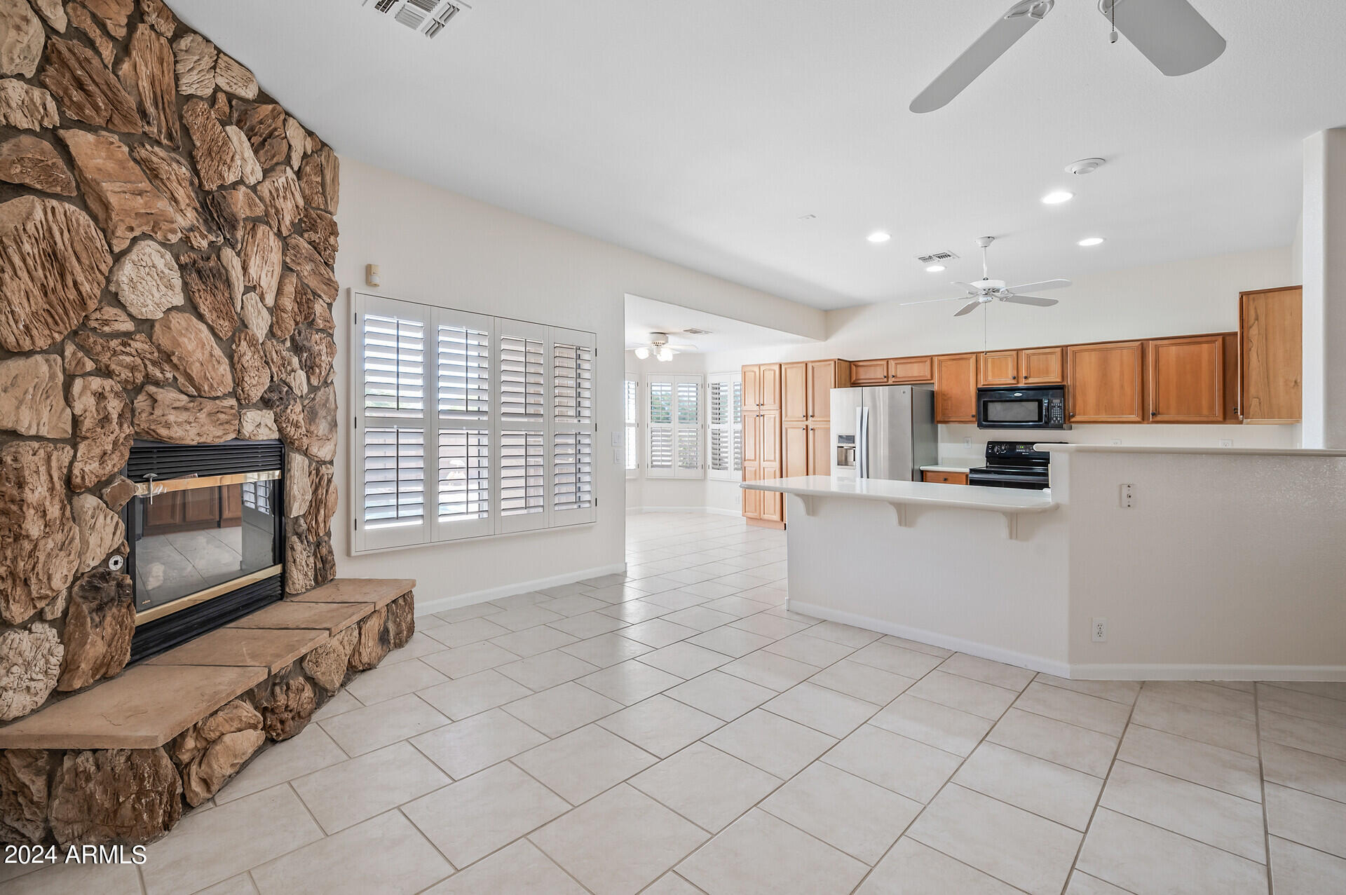 7647 W BETTY ELYSE Lane