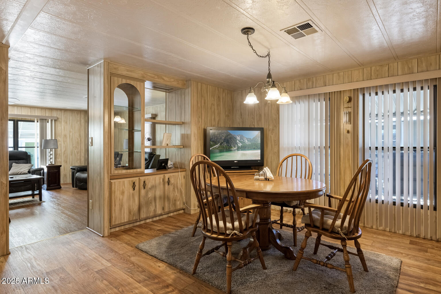 1638 E John Cabot Road