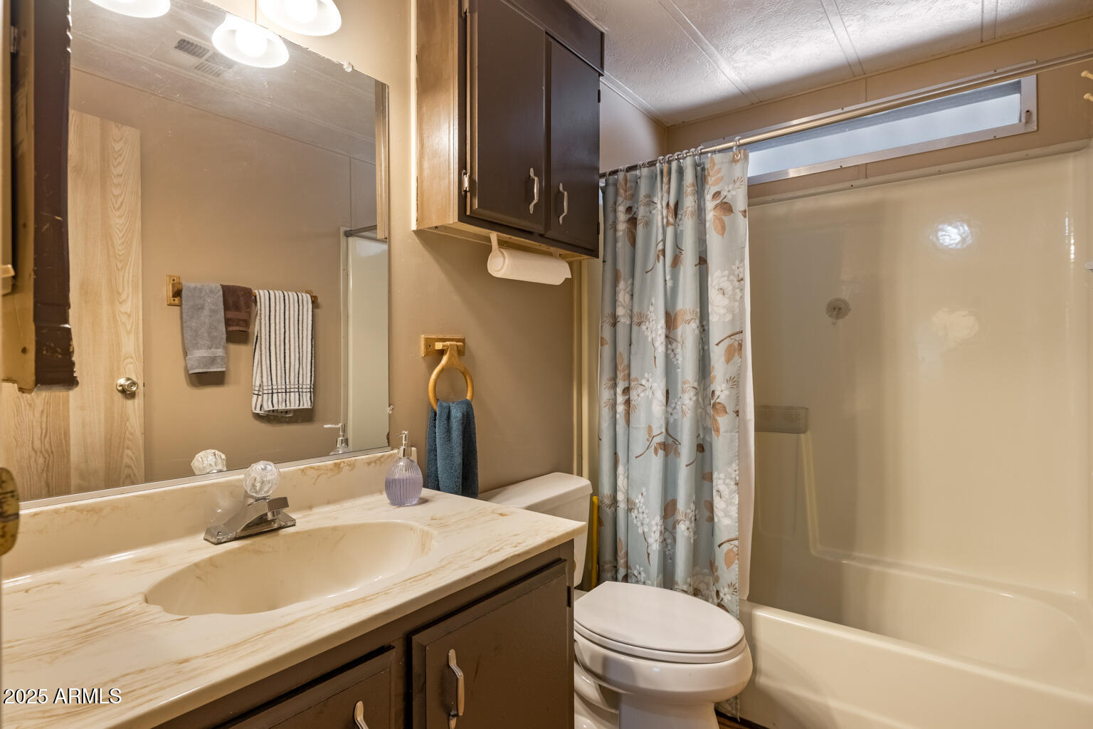 1638 E John Cabot Road