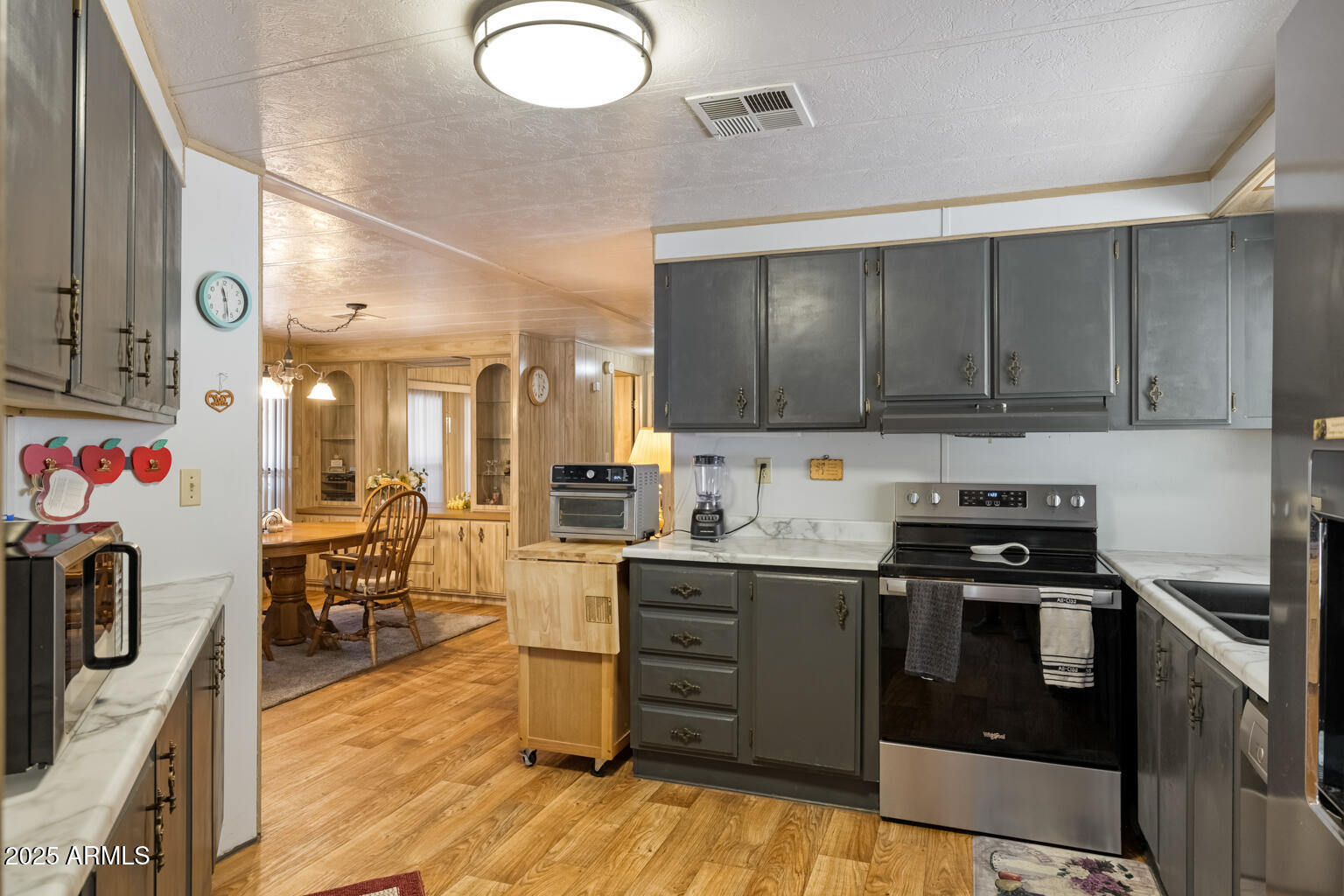 1638 E John Cabot Road