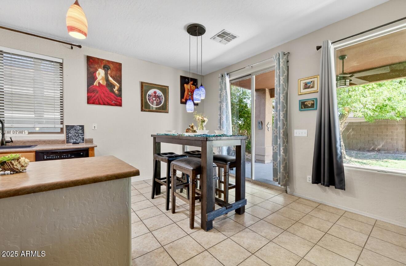 2930 W CARSON Road