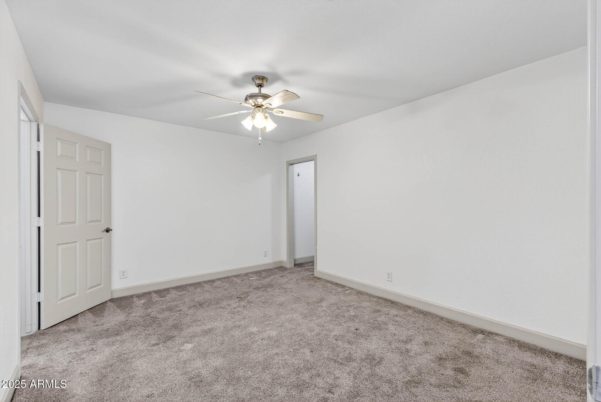 258 W MAYA Drive