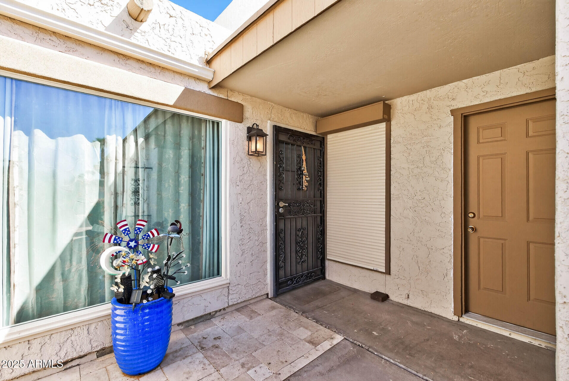 258 W MAYA Drive