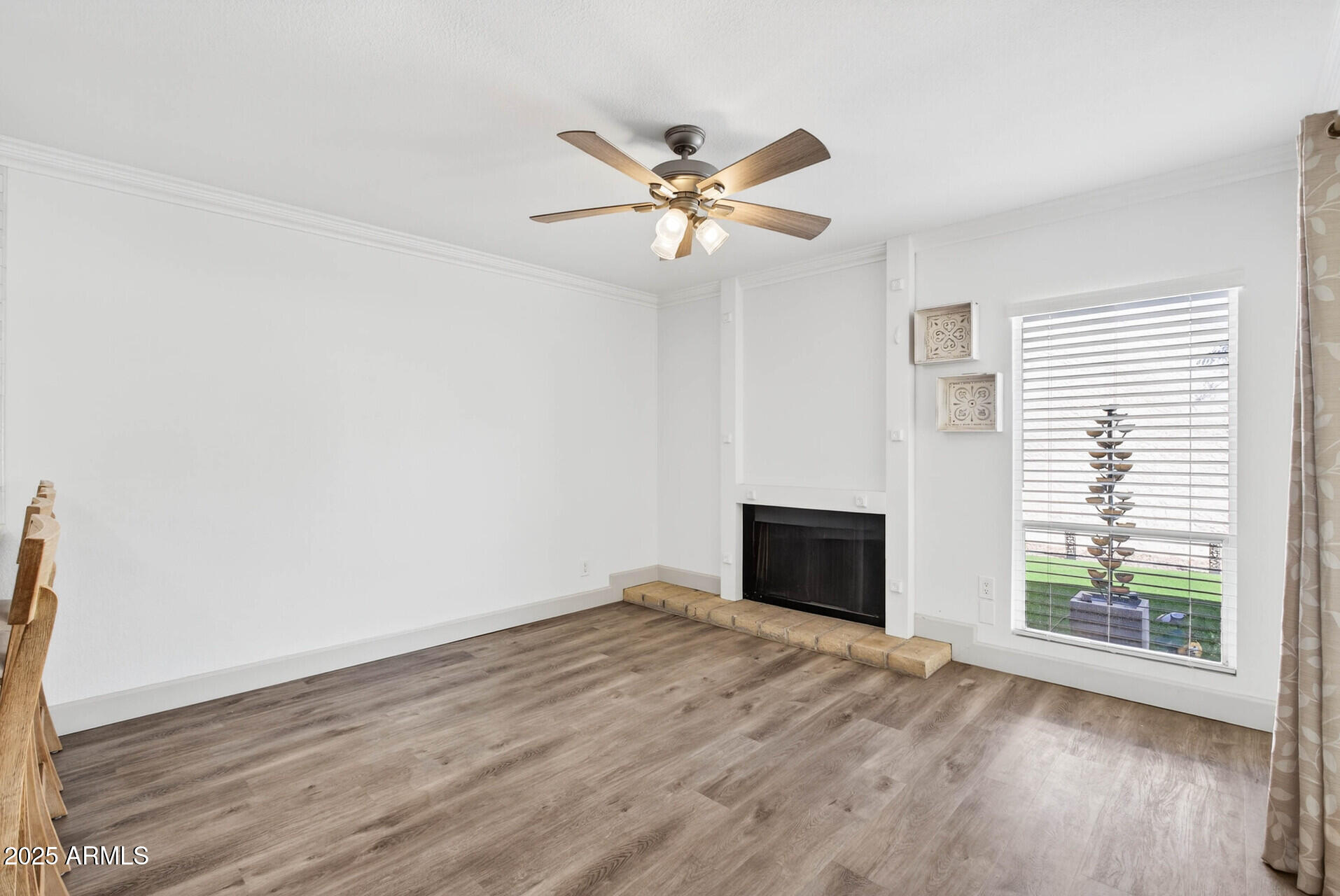 258 W MAYA Drive