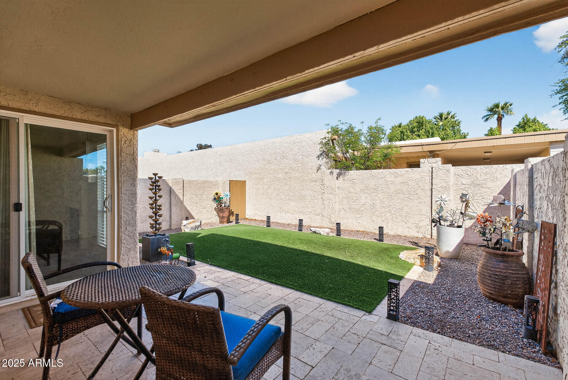 258 W MAYA Drive