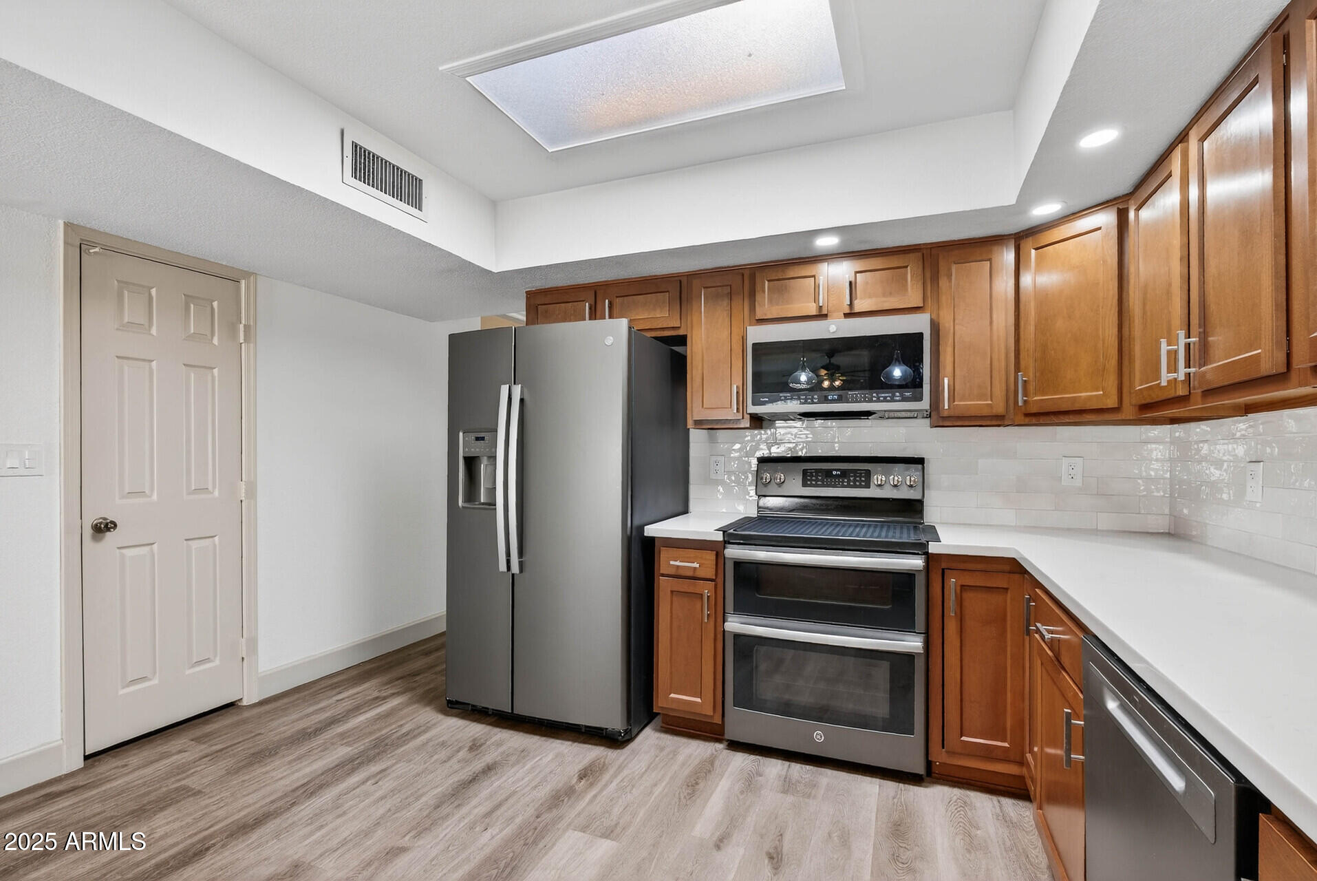 258 W MAYA Drive